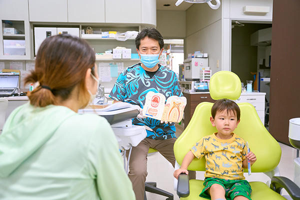 資料を使ってしっかりとご説明することで、予防の大切さをお伝えしています。