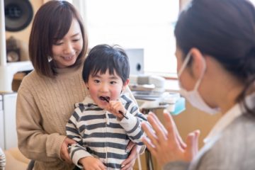 乳歯の虫歯は抜けるまで待つと危険！その理由とは